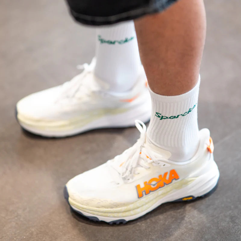 Chill Vibes White – Street Socks