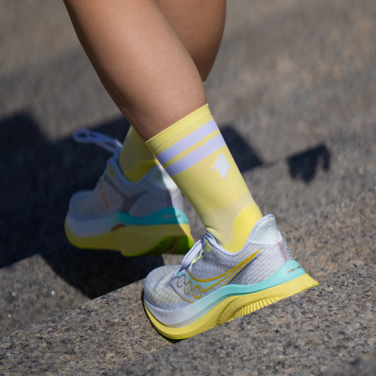 Signature Yellow - Comfort Running Socks