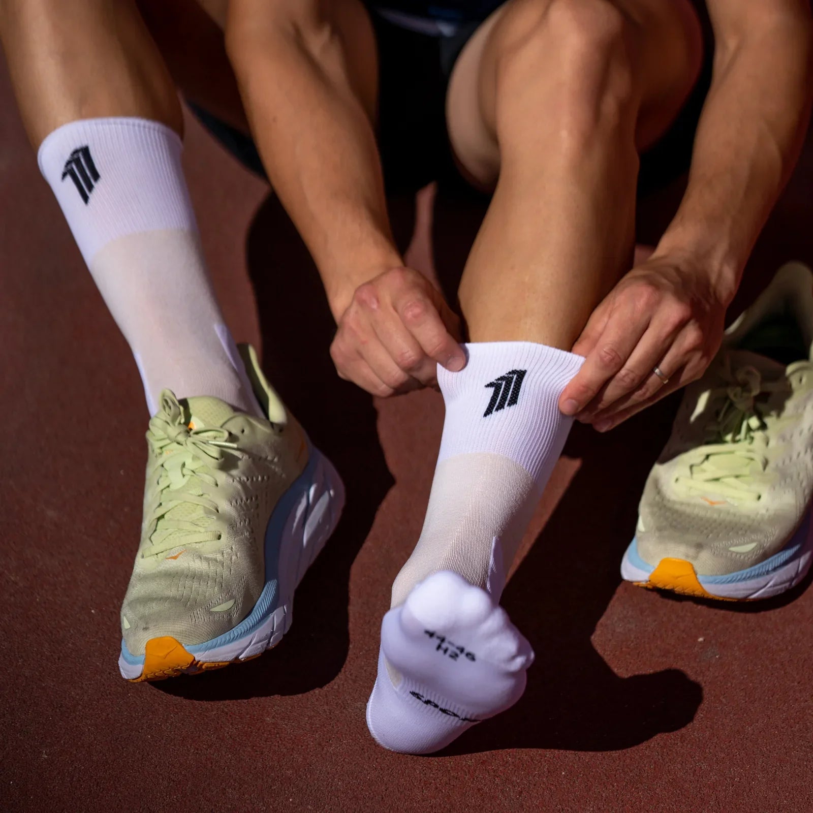 Marathon White H2 - Running Socks