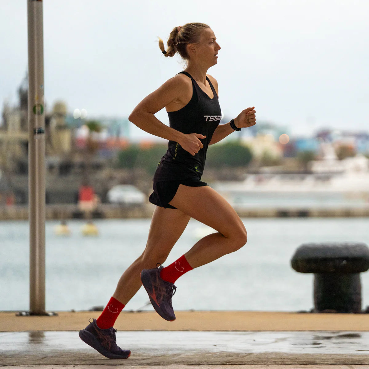 Happy Mode Red – Running Ultralight Socks