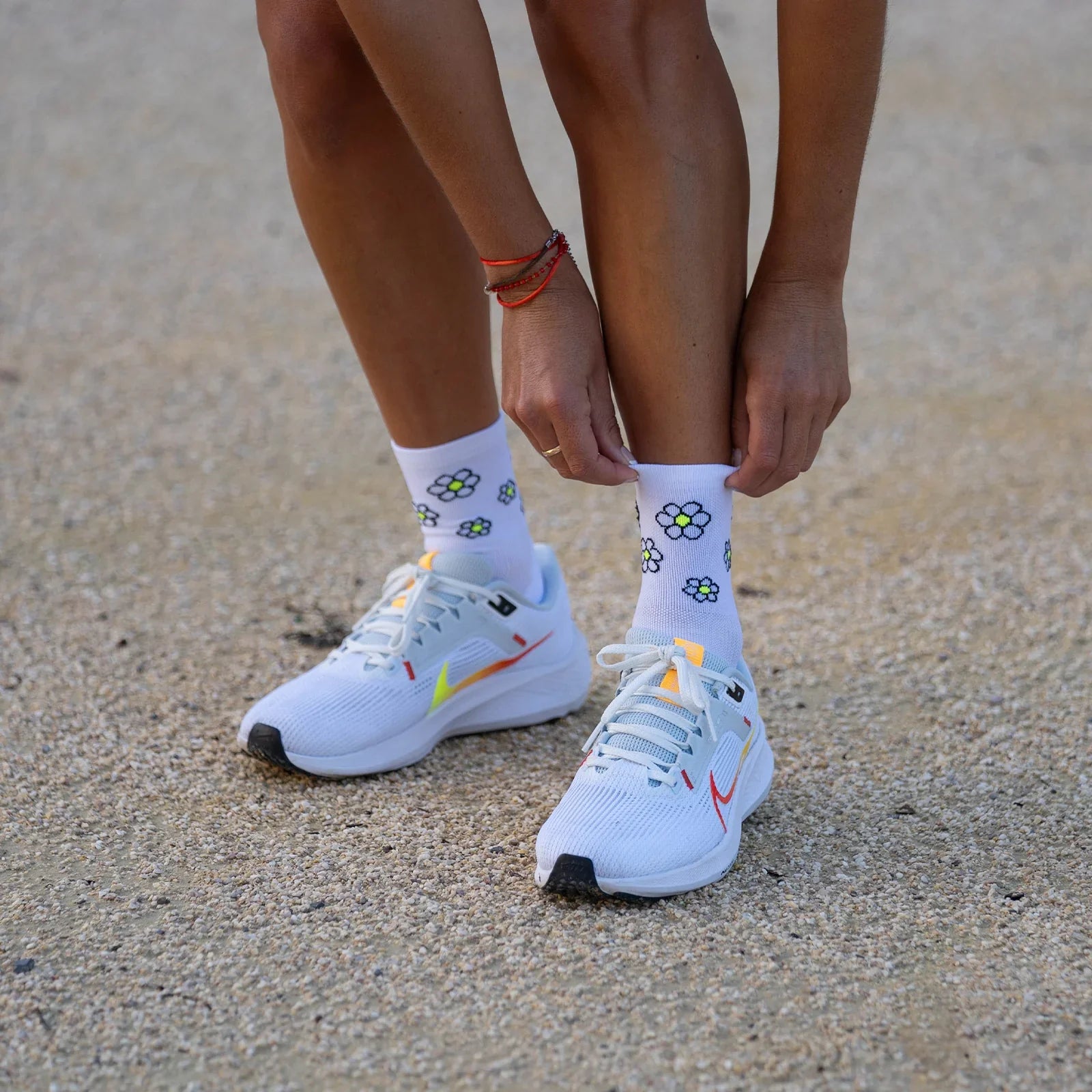 Marguerite White Run Ultralight Socks