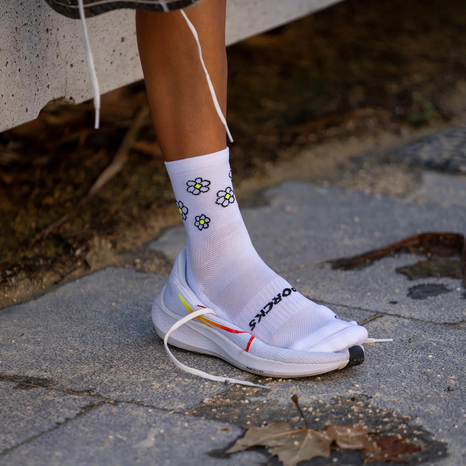 Marguerite White Run Ultralight Socks