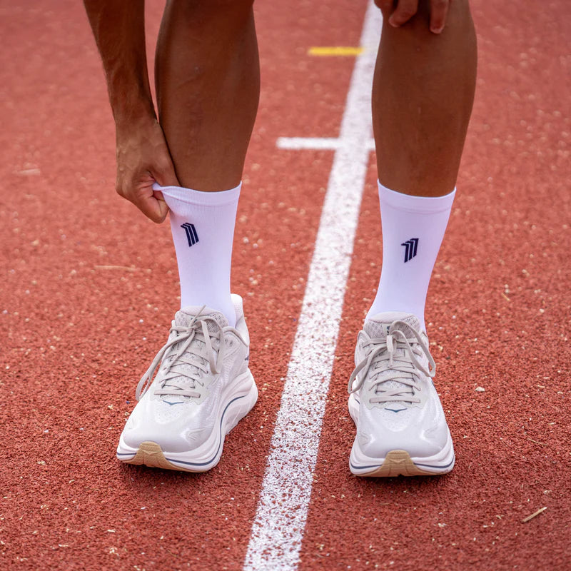Ultralight Pro Whte - Run Ultralight Socks